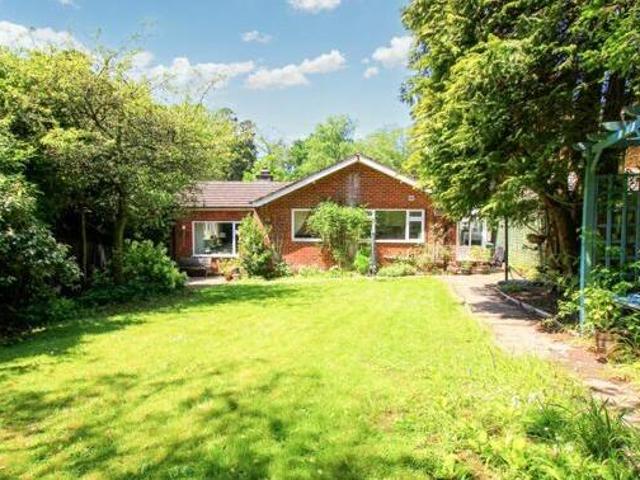 House for sale in Barton Stacey, Hampshire