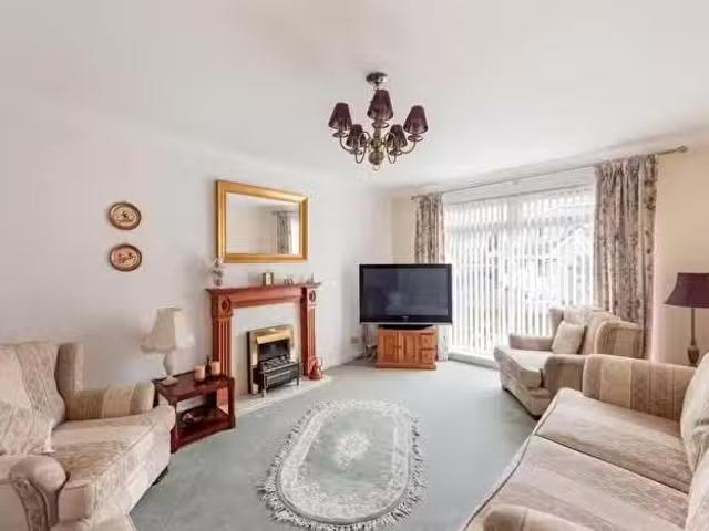 House for sale in Devonside