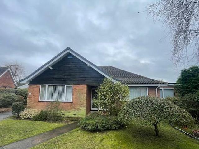 House for sale in Berry Hill, Potters Corner