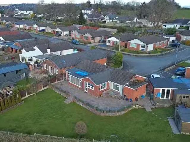 House for sale in Pulford