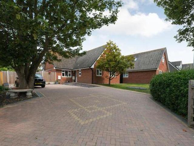 House for sale in Birchington, Acol