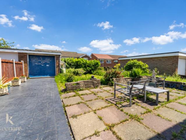 Bungalow for sale in Lee Bank, Greater Manchester