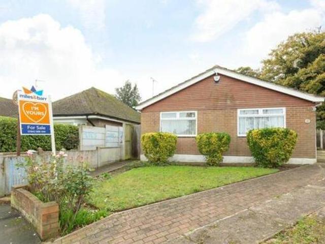 House for sale in Upton, Acol