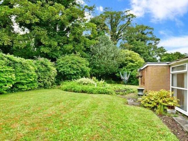 House for sale in Upton, Acol