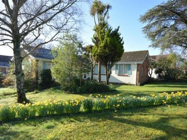 House for sale in Broadstone