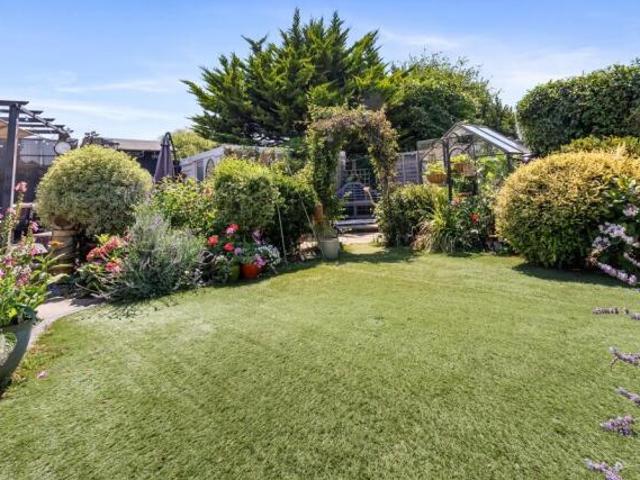Bungalow for sale in Worthing, West Sussex