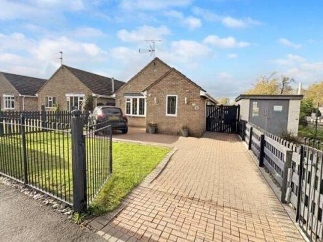 Bungalow for sale in Boultham Moor, Brayford
