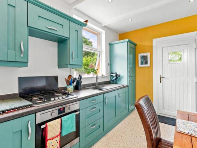 Bungalow for sale in Clarkston, Scotland