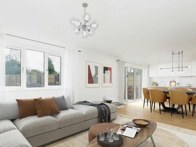 House for sale in Glasshoughton, Castleford