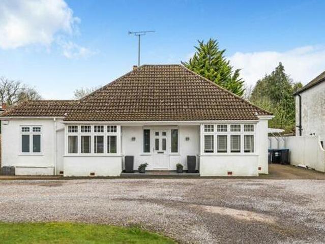 House for sale in Hillview, Surrey