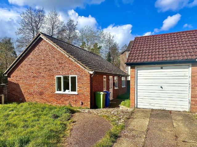 Bungalow for sale in Clover Hill, East Bank