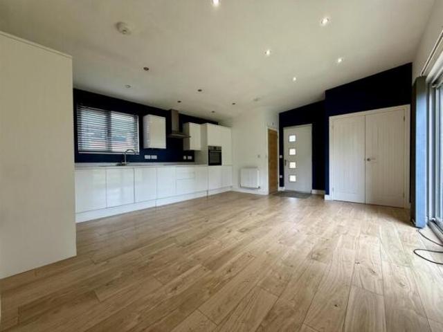 Bungalow for sale in Wotton Pitch, Gloucester