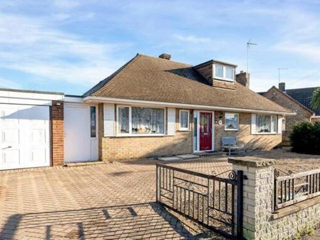 House for sale in Hampton Green, Cambridgeshire