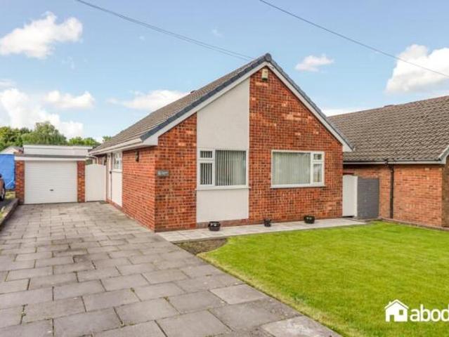 Bungalow for sale in Woolton, Calderstones