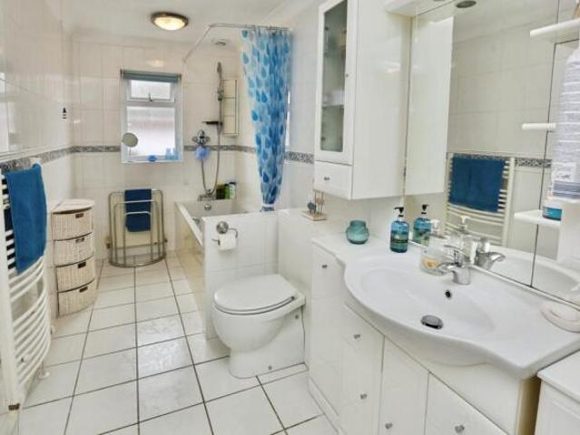 Bungalow for sale in Southampton, England