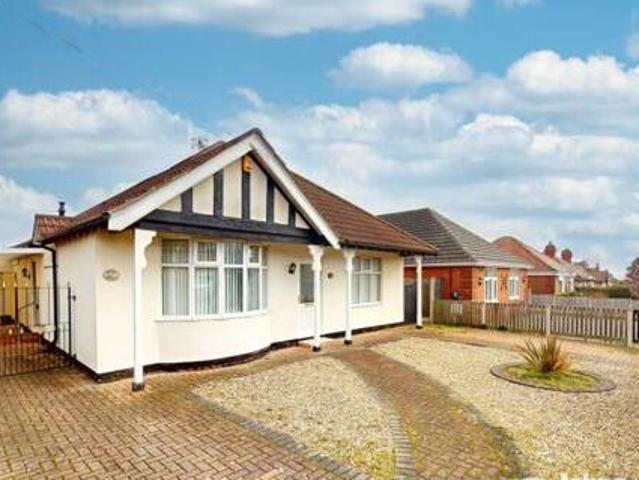 House for sale in Potters Corner, East Midlands