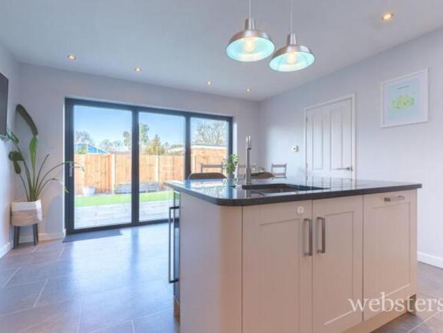 Bungalow for sale
