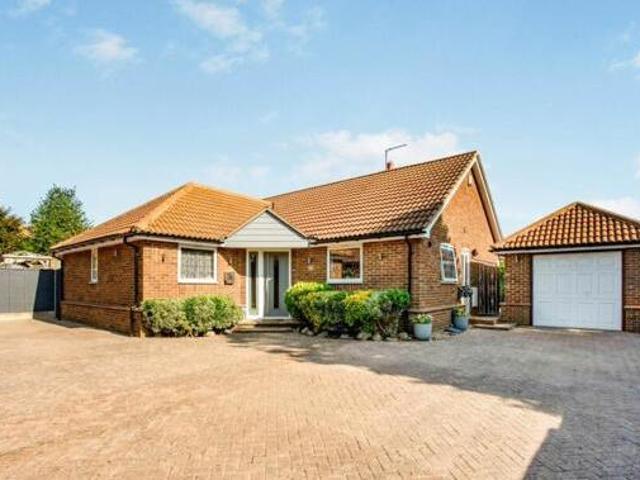 House for sale in Kings Farm, Hamerton