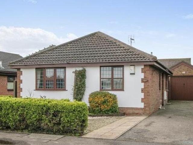 House for sale in Clippesby, Stokesby