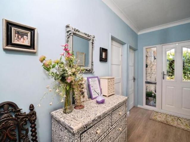 Bungalow for sale