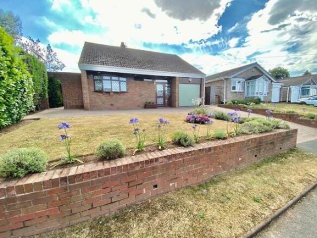 Bungalow for sale in Bromsgrove, Worcestershire
