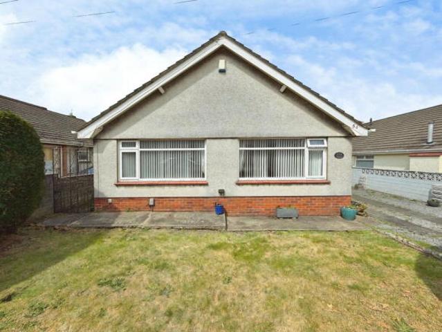 Bungalow for sale in Loughor, Wales