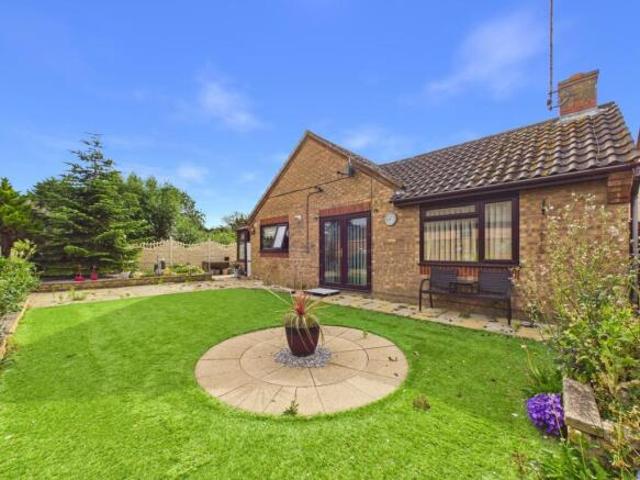 Bungalow for sale in Huntingdon, Cambridgeshire