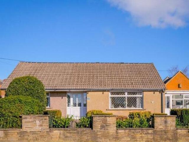 House for sale in Huddersfield, West Yorkshire