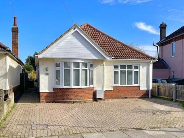 House for sale in Key Street, Suffolk