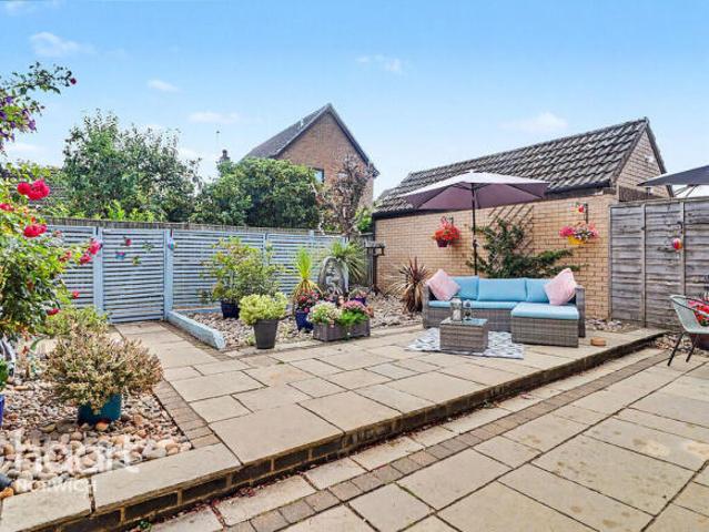 Bungalow for sale in Crostwick, Norfolk
