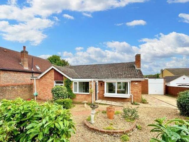 House for sale in The Slade, Oxfordshire