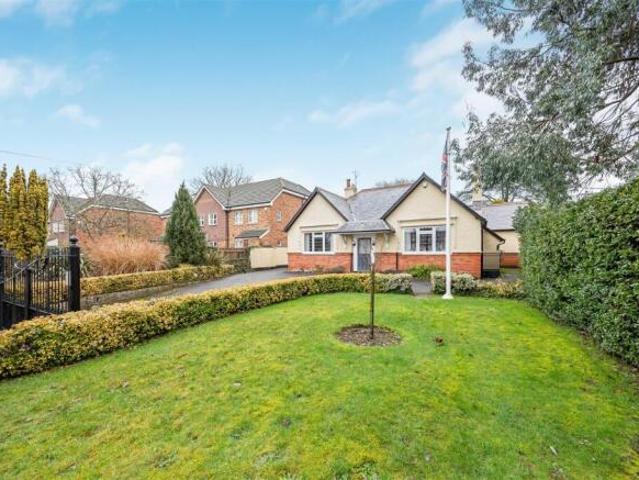 Bungalow for sale in Reading