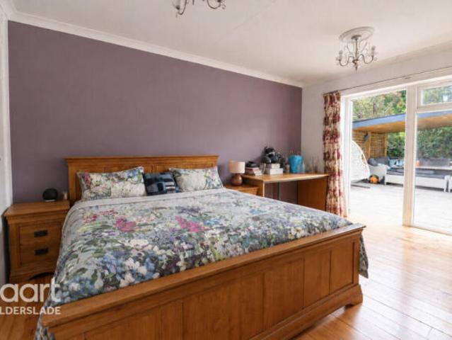 Bungalow for sale in Snodhurst, Chatham