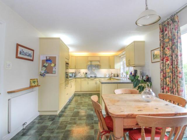 Bungalow for sale in Stanford On Avon, Leicestershire
