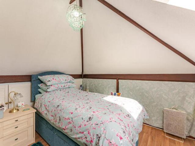 Property for sale in Whitnash, Warwick
