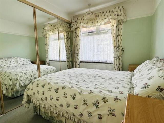 Bungalow for sale in Greenwich, Ipswich