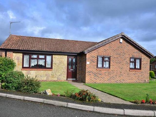 House for sale in Froggatt, East Midlands