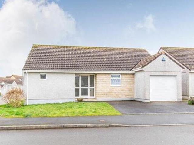 House for sale in Lamellion, Cornwall