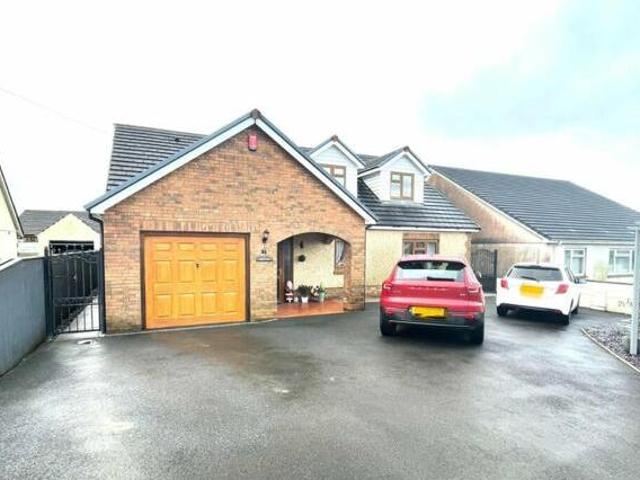House for sale in Llanelli, Wales