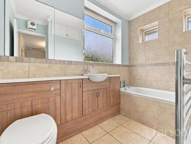 Bungalow for sale