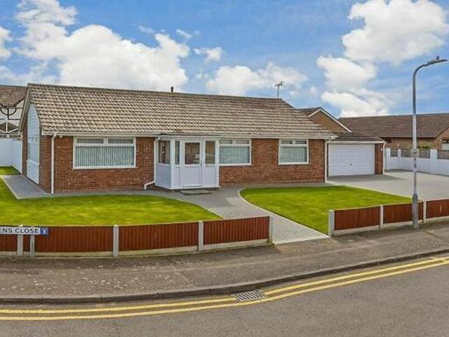 House for sale in Acol, Kent
