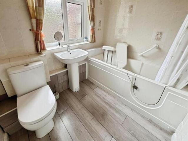 Bungalow for sale in Countesthorpe, Blaby