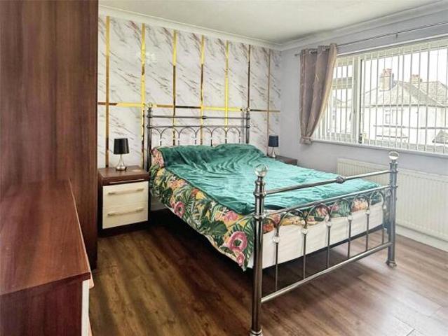 Bungalow for sale in Follaton, Strode