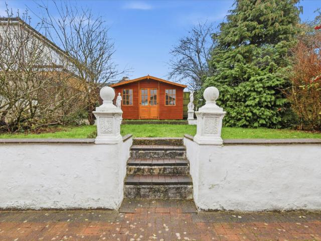 Bungalow for sale in Five Acres, Hertfordshire