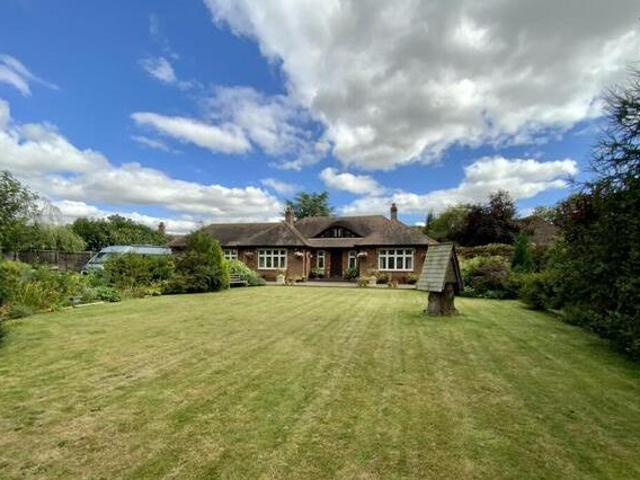 House for sale in Brayford, Lincolnshire