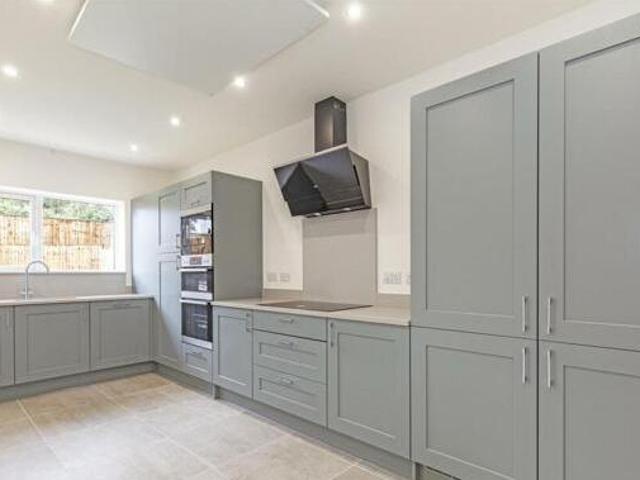 House for sale in Loundsley Green, East Midlands