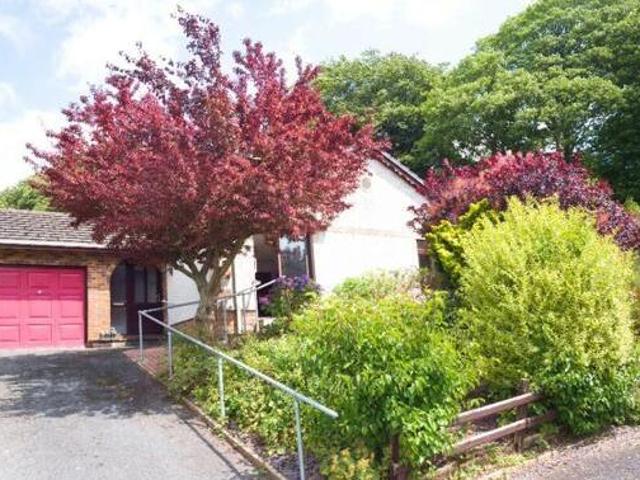 House for sale in Newcastle Emlyn, Sir Gaerfyrddin / Carmarthenshire