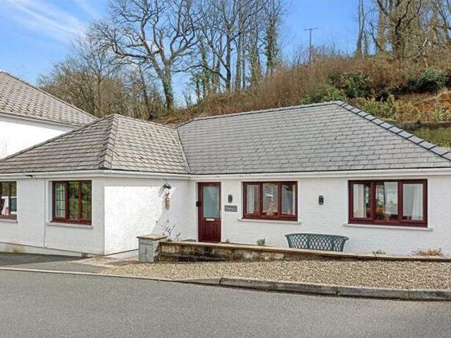 House for sale in Newcastle Emlyn, Wales