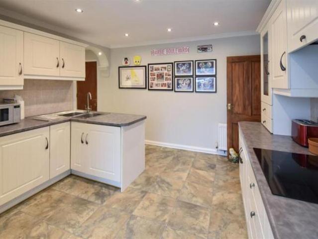 Bungalow for sale in Stondon Massey, Brentwood