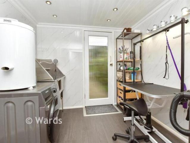 Bungalow for sale in Oad Street, Kent